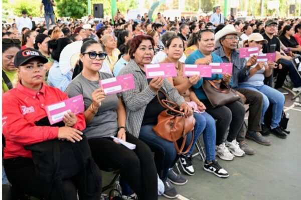 Gobernador Durazo entrega segundo pago de Tarjeta de Oportunidades: beneficia a 16 mil familias